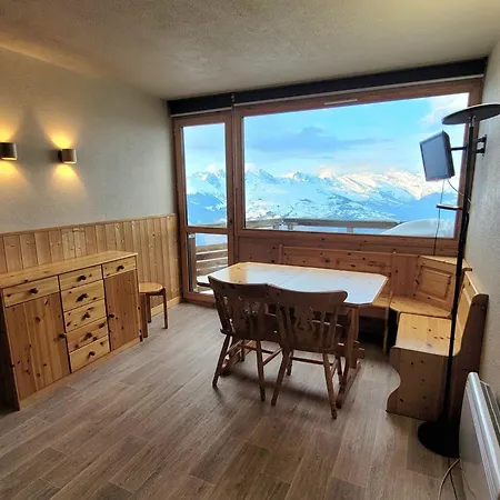 Renove Avec Coin Montagne Pres Des Pistes - Vue Mont Blanc La Plagne